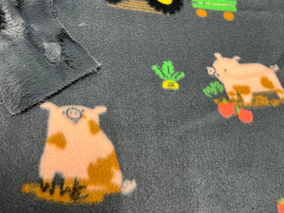 Pigs at the Farm Blanket