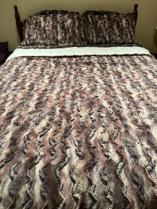 Dragon Berry Wild Rabbit Minky w/Black Hide Blanket **Choose Size Baby-Comforter & Pillow Covers
