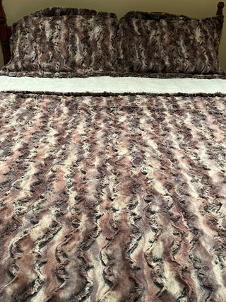 Dragon Berry Wild Rabbit Minky w/Black Hide Blanket **Choose Size Baby-Comforter & Pillow Covers