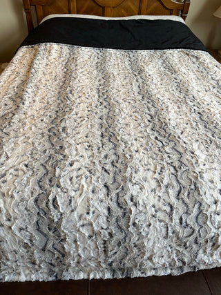Grey Falcon Seal Spotted Animal Print Blanket w/Moonbeam Artic Fox *Choose Baby to Comforter Size & Pillow Covers