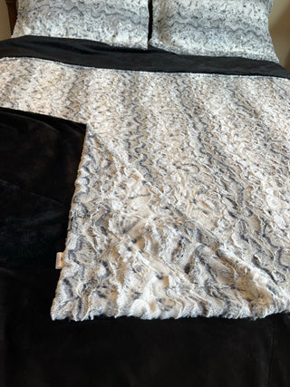 Black Snowy Owl 2-Sided Minky Queen or King Size Comforter & Pillow Covers