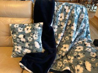 Blue Cuddle Seal with White Flowers w/Navy Seal Minky Blanket ** Choose Size
