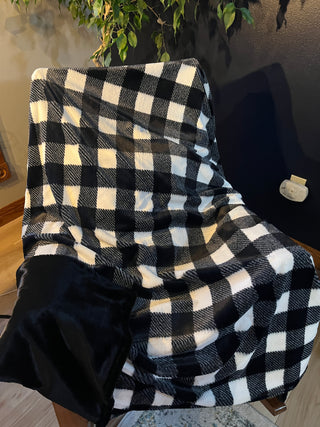 Checkered Plaid Luxe Minky Blanket **Ready To Ship