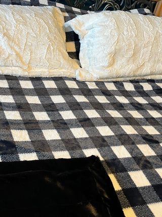 Black & White Checkered Plaid Minky Blanket w/ Black Hide Minky ***Choose Size
