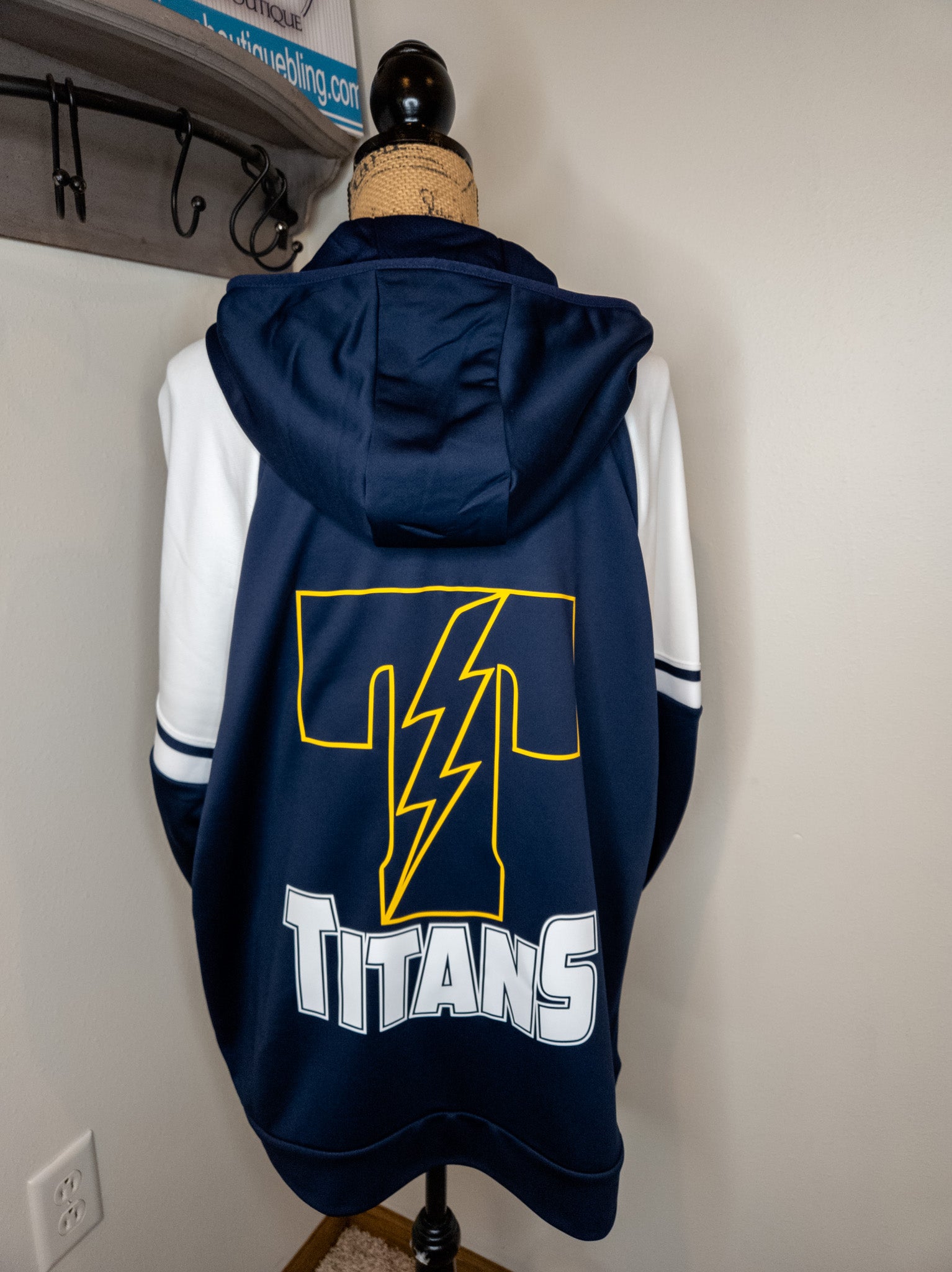 Titans Retro Jacket – Unique Boutique