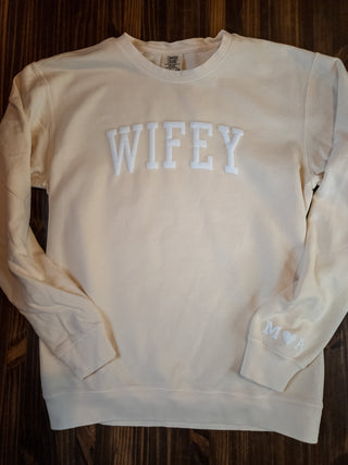 Wifey Dyed Fleece Crewneck Sweatshirt