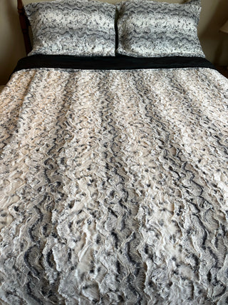 Grey Silver Fox Luxe Minky Blanket - Baby Size to King Size & Pillow Covers with Black Hide Minky