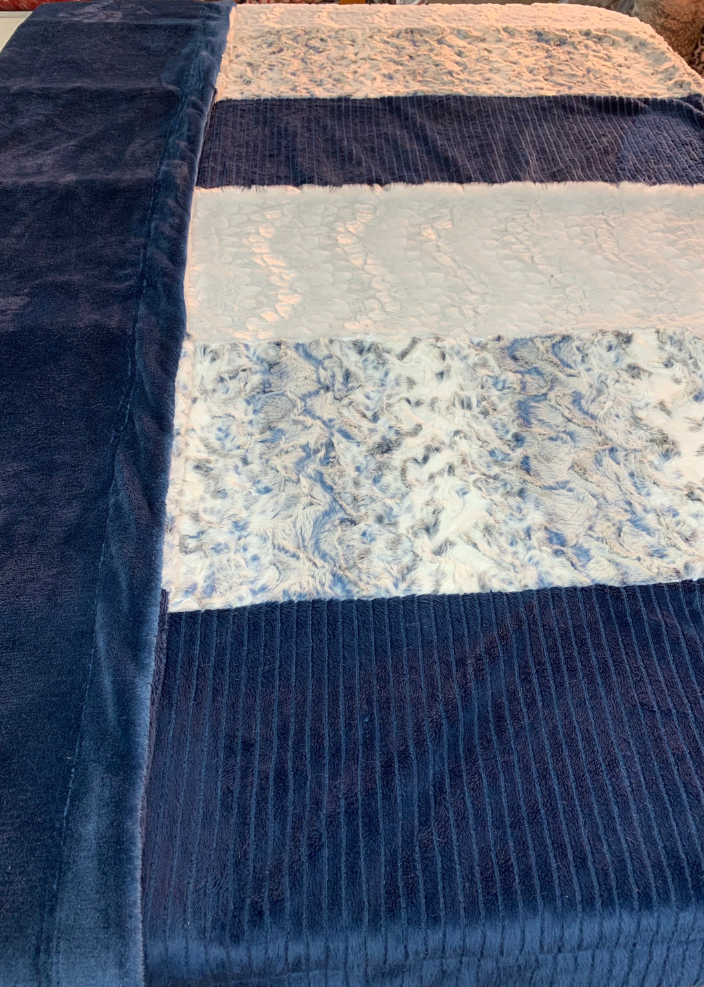 Navy & White Cuddle Quilt Blanket with Minky Cuddle Backing