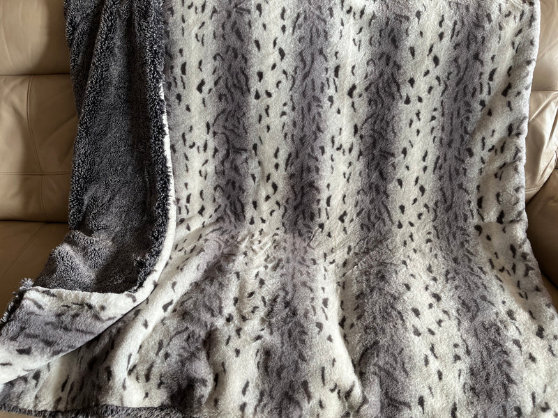 Grey Falcon Seal Spotted Animal Print Blanket w/Moonbeam Artic Fox *Choose Baby to Comforter Size & Pillow Covers